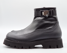 Load image into Gallery viewer, Priora