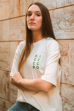 Carica l'immagine nel visualizzatore di Gallery, Aiccccro 26 t-shirt in cotone biologico
